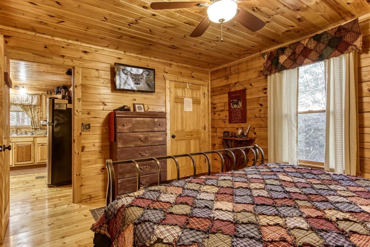 Magical Moments, Hot Tub, Wifi, 1089 Free Tickets Each Paid Day, Dollywood And More 蓋特林堡 外观 照片
