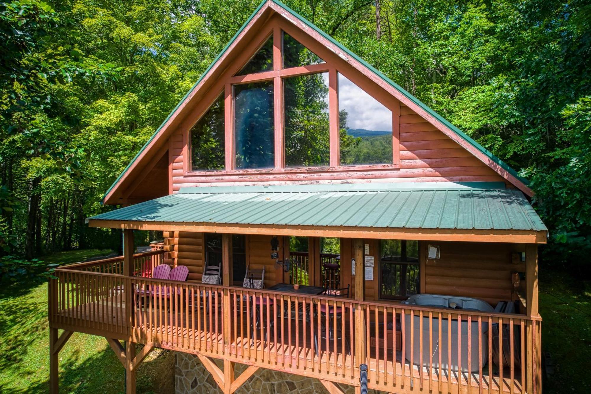 Magical Moments, Hot Tub, Wifi, 1089 Free Tickets Each Paid Day, Dollywood And More 蓋特林堡 外观 照片