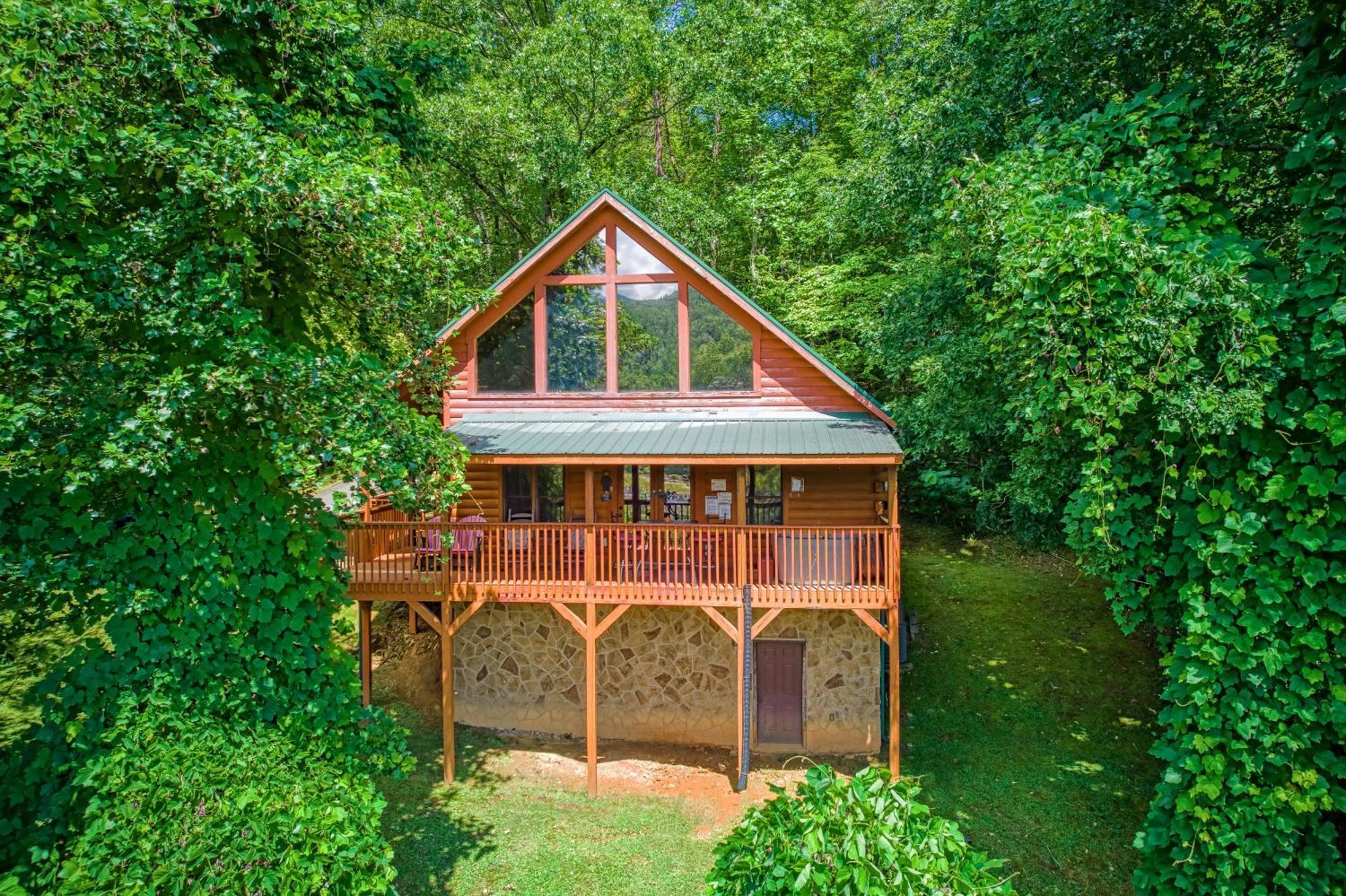 Magical Moments, Hot Tub, Wifi, 1089 Free Tickets Each Paid Day, Dollywood And More 蓋特林堡 外观 照片